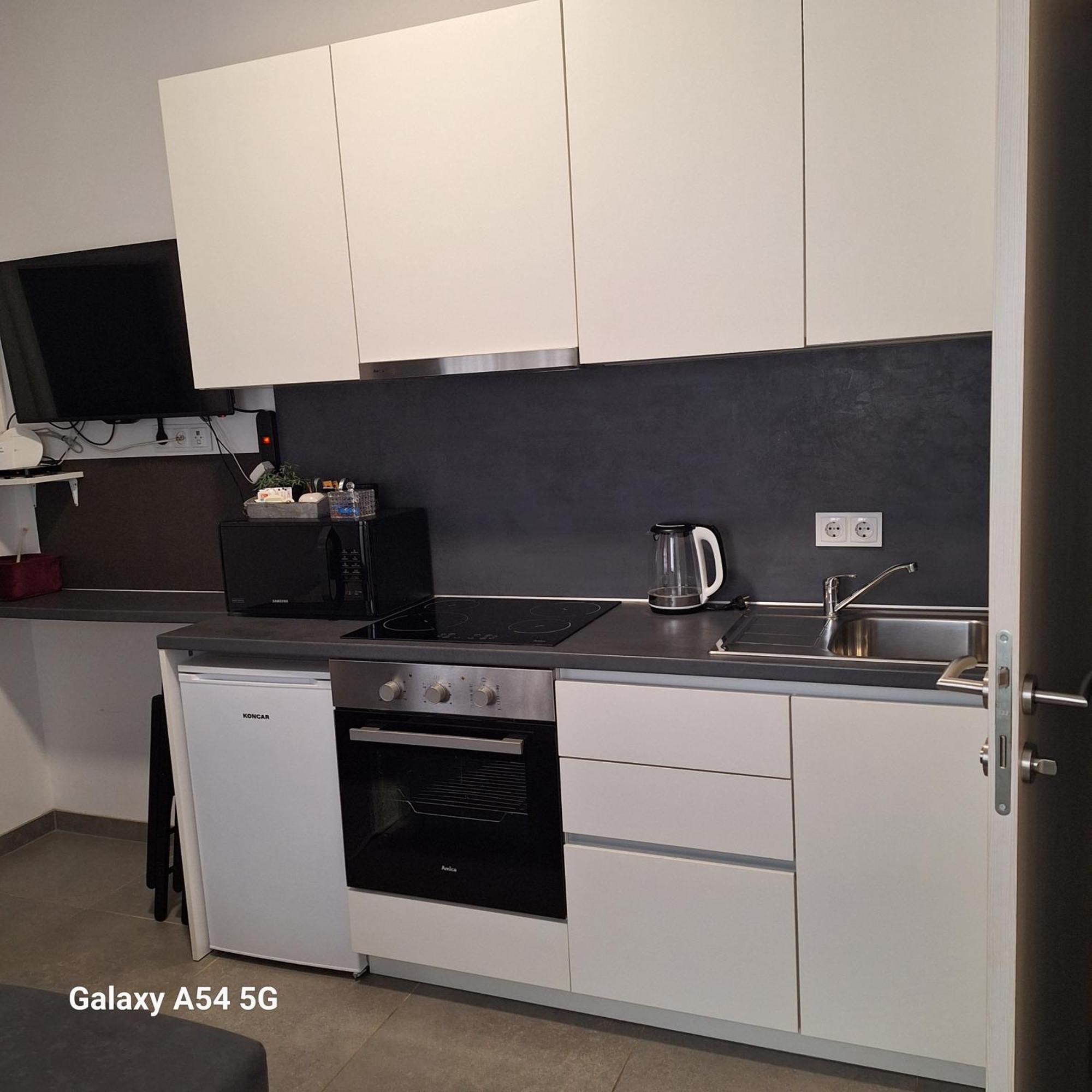 Studio Apartmani Louis I Lola Zagreb Eksteriør bilde