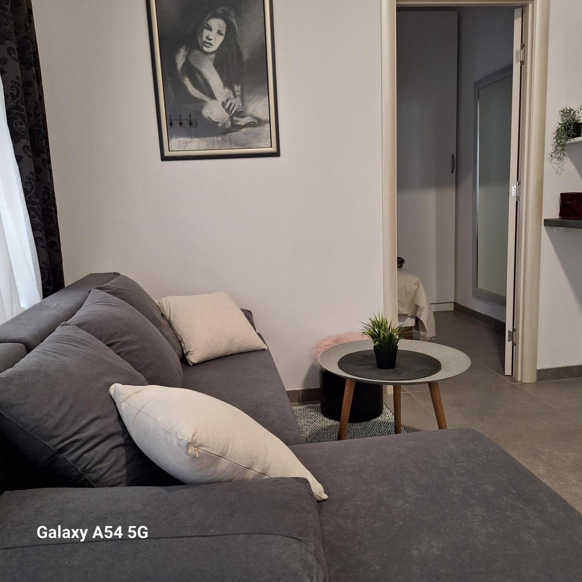 Studio Apartmani Louis I Lola Zagreb Eksteriør bilde